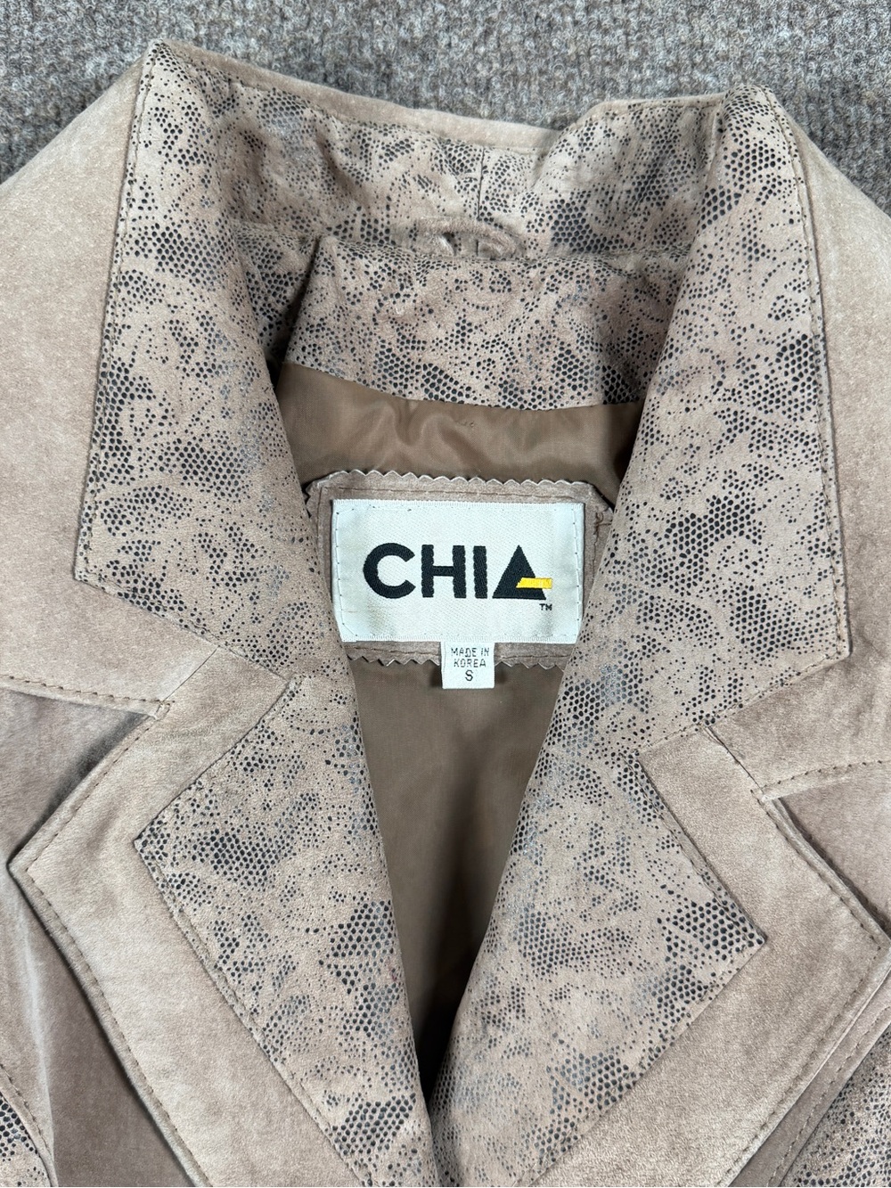 Vintage Chia Taupe Tan Suede Leather Cropped Peplum Bomber Jacket Women’s Small - Picture 6 of 10